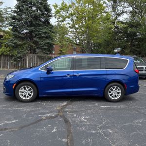 صورة 3 لـ 2021 Chrysler PACIFICA TOURING L