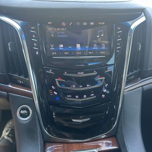 2018 Cadillac ESCALADE LUXURY — миниатюра 37