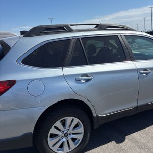 2018 Subaru OUTBACK 2.5I PREMIUM — фото 9