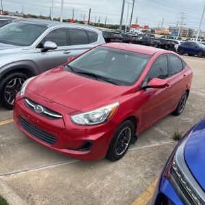 HYUNDAI ACCENT SE - 1