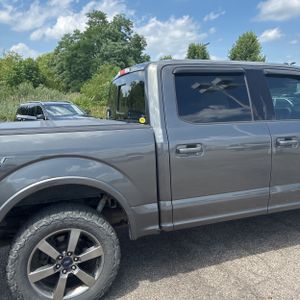 2016 FORD F-150 LARIAT 照片 9
