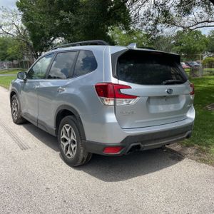 SUBARU FORESTER PREMIUM - 5