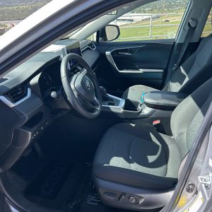 2024 Toyota RAV4 XLE — миниатюра 32