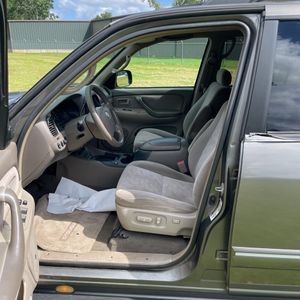 صورة مصغرة 32 لـ 2006 Toyota SEQUOIA SR5
