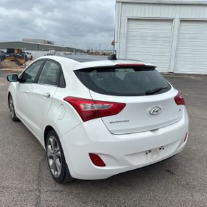 HYUNDAI ELANTRA GT BASE - 5