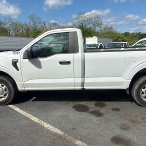 FORD F-150 XL - 4