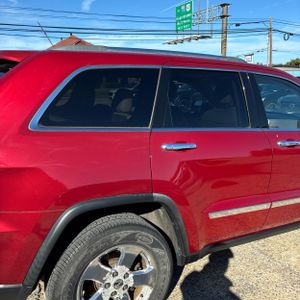 صورة 9 لـ 2011 JEEP GRAND CHEROKEE OVERLAND