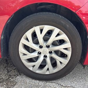 2019 Toyota COROLLA LE 缩略图 20