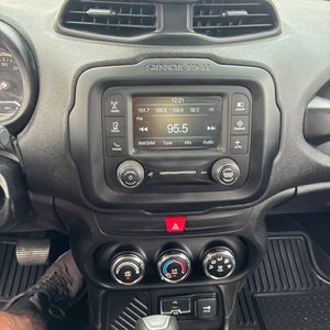 2017 JEEP RENEGADE LATITUDE thumbnail 37
