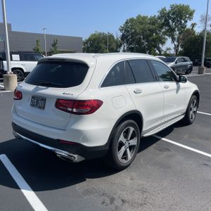2017 Mercedes-BENZ GLC — фото 8