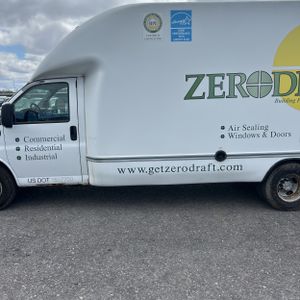 CHEVROLET EXPRESS 3500 - 4