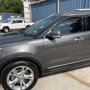 FORD EXPLORER LIMITED - 2