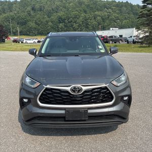 2021 Toyota HIGHLANDER XLE — миниатюра 14