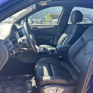 2025 Porsche MACAN — миниатюра 31