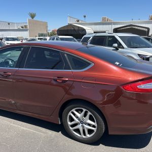 صورة 6 لـ 2015 FORD FUSION SE