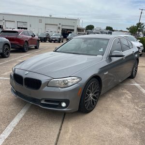 BMW 5 SERIES 528I - 1