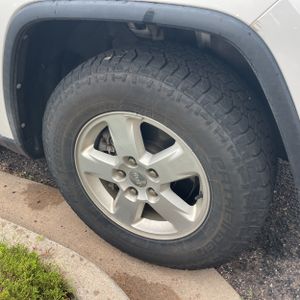 2013 JEEP GRAND CHEROKEE LAREDO — миниатюра 18