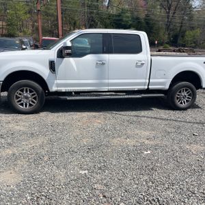 FORD F-250 SUPER DUTY LARIAT - 3