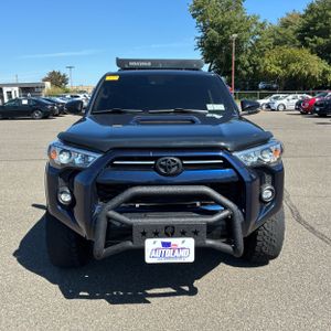 صورة 14 لـ 2021 Toyota 4RUNNER VENTURE EDITION