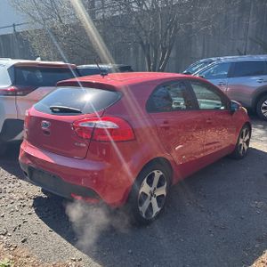 KIA RIO 5-DOOR SX - 8
