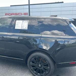 2025 LAND Rover RANGE ROVER P530 SE photo 6