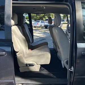 صورة 34 لـ 2014 Dodge GRAND CARAVAN SE