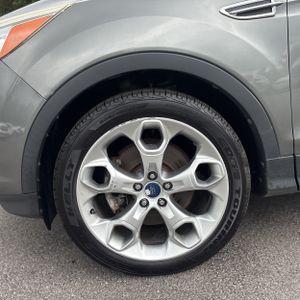 صورة مصغرة 17 لـ 2014 FORD ESCAPE TITANIUM