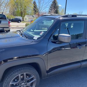 JEEP RENEGADE 80TH ANNIVERSARY EDITION - 2