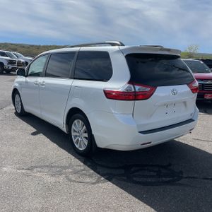 TOYOTA SIENNA - 5