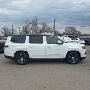 JEEP GRAND WAGONEER SERIES I - 10