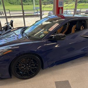 CHEVROLET CORVETTE STINGRAY - 2