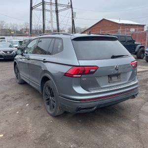 VOLKSWAGEN TIGUAN SE R-LINE BLACK 4MOTION - 5