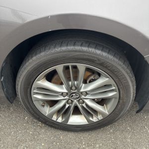 2017 Toyota CAMRY SE thumbnail 20