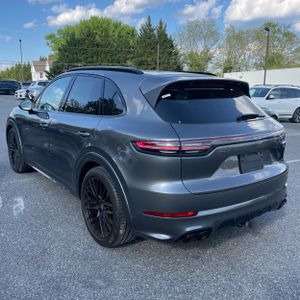 PORSCHE CAYENNE - 3