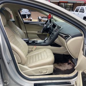 2015 FORD FUSION SE 缩略图 33