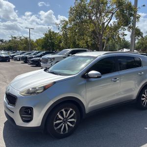 KIA SPORTAGE EX - 2