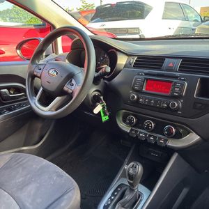 صورة مصغرة 47 لـ 2013 KIA RIO LX