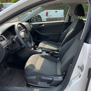 صورة مصغرة 31 لـ 2012 Volkswagen JETTA BASE