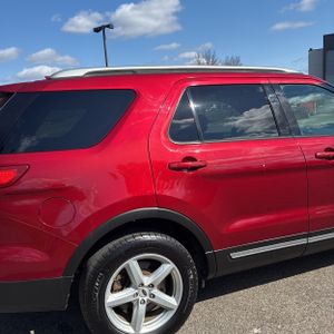 FORD EXPLORER XLT - 9