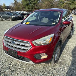 FORD ESCAPE SE - 1