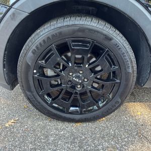 صورة 17 لـ 2022 KIA TELLURIDE EX