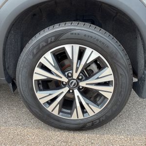 صورة مصغرة 18 لـ 2023 Nissan ROGUE SV