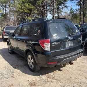 SUBARU FORESTER X - 5