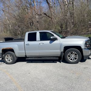 CHEVROLET SILVERADO 1500 - 10