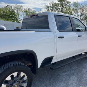 CHEVROLET SILVERADO 2500HD CUSTOM - 9