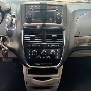 صورة مصغرة 37 لـ 2017 Dodge GRAND CARAVAN SE