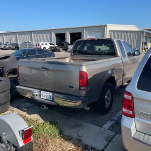 صورة 8 لـ 2001 FORD F-150 XLT