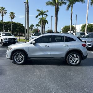 2021 Mercedes-BENZ GLA photo 3