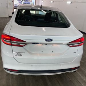 FORD FUSION SE - 7