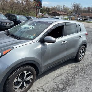 KIA SPORTAGE LX - 2
